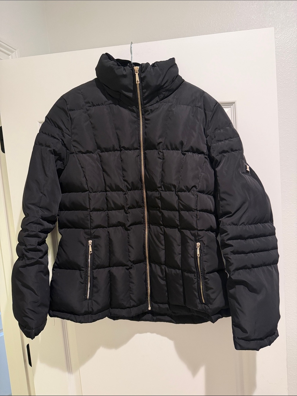 Black duck down and waterfowl feather Calvin Klein jacket gold detail size large